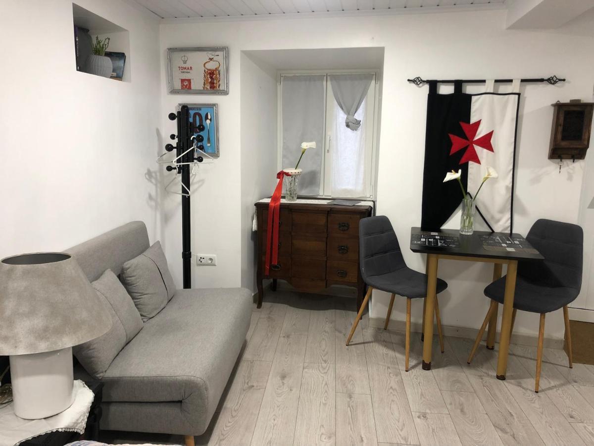 Pe Do Castelo Casinha - Pet Friendly & Garage Villa Tomar Luaran gambar
